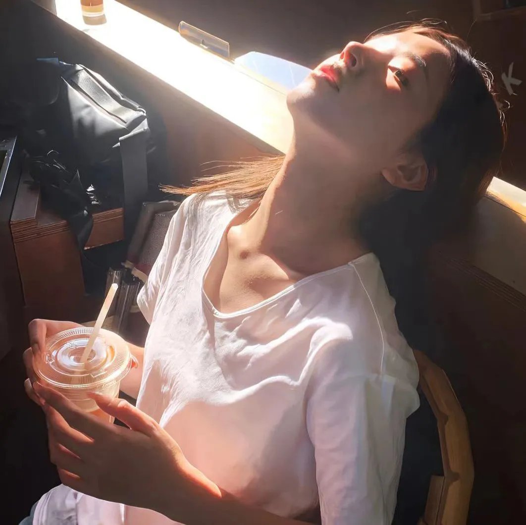 与墨索里尼喝茶